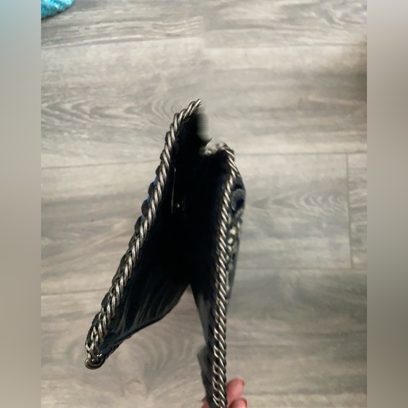 Cinti Sequins Mettalic Leather Embroidered Fold Over Navy Velvet Clutch w Metal - Picture 9 of 15